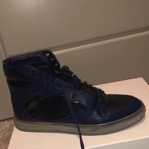 Men shoes